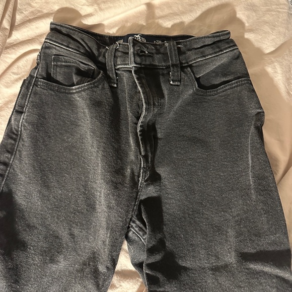 Hollister ultra high rise dad jeans - Picture 2 of 4